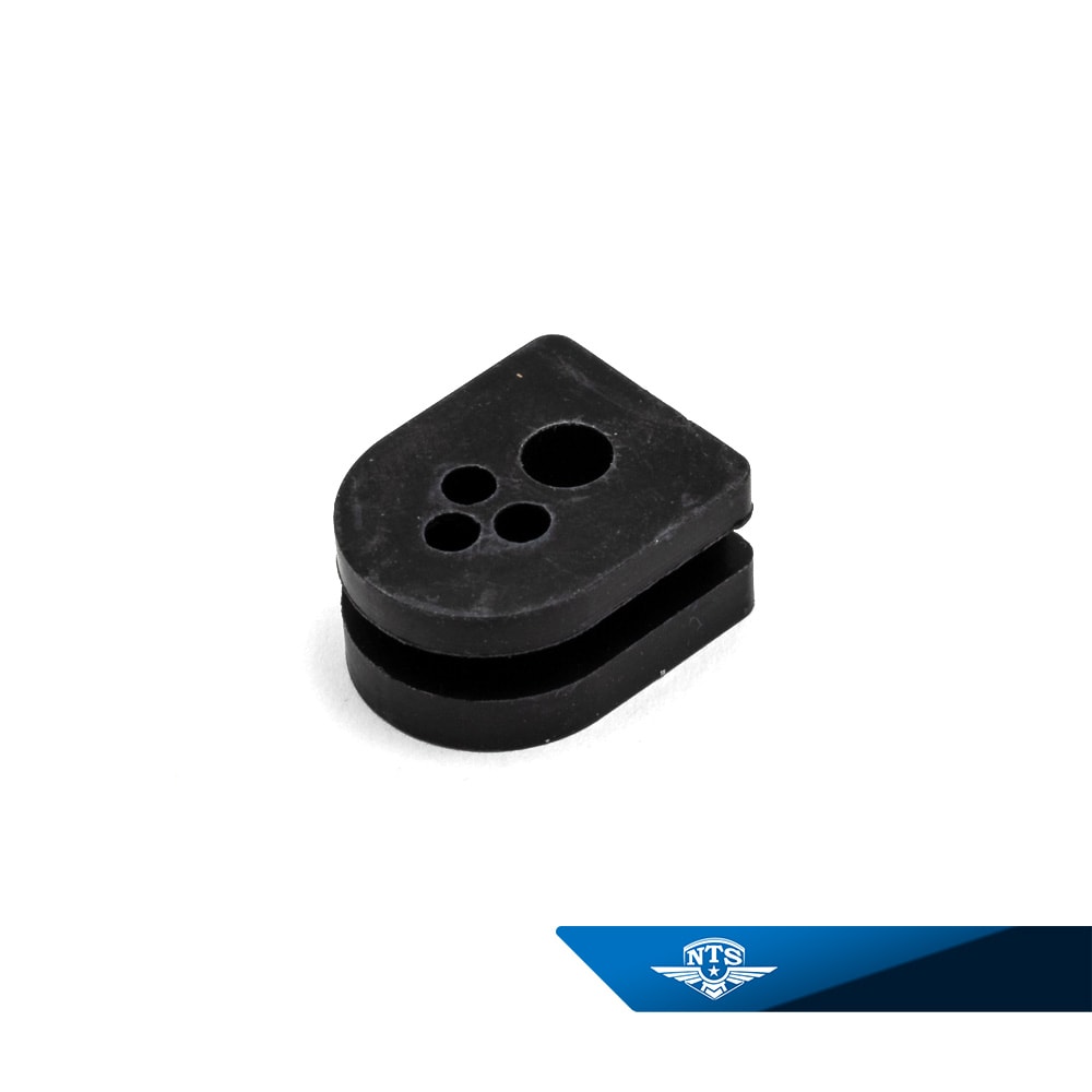 Gummigenomföring Puch