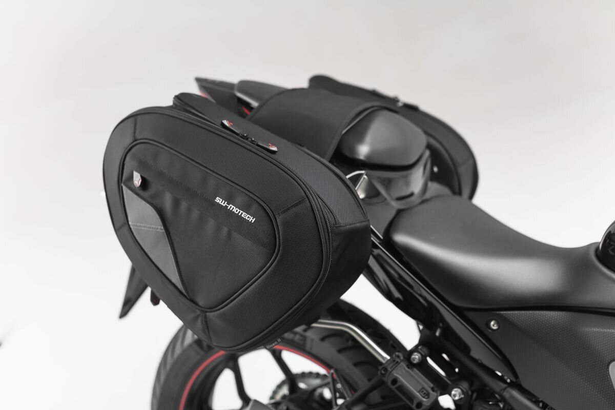 Blaze H Saddlebag Set