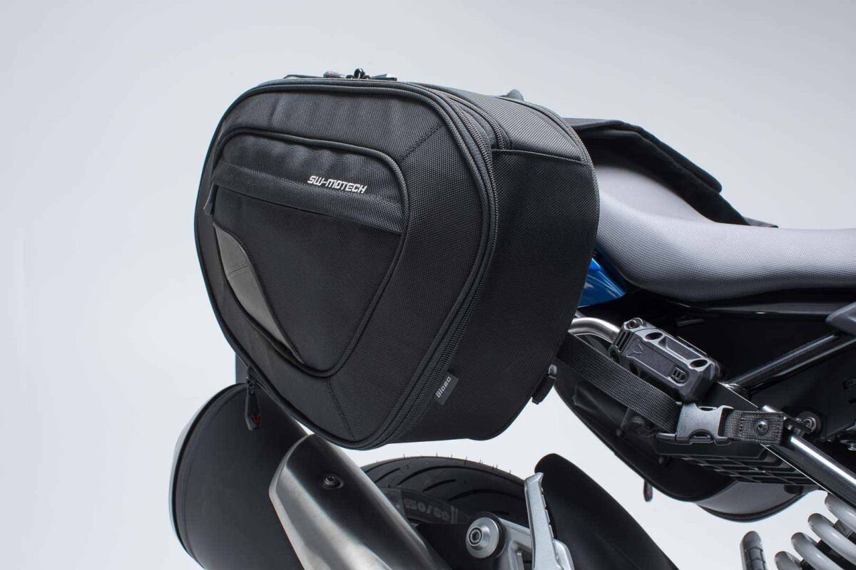 Blaze H Saddlebag Set