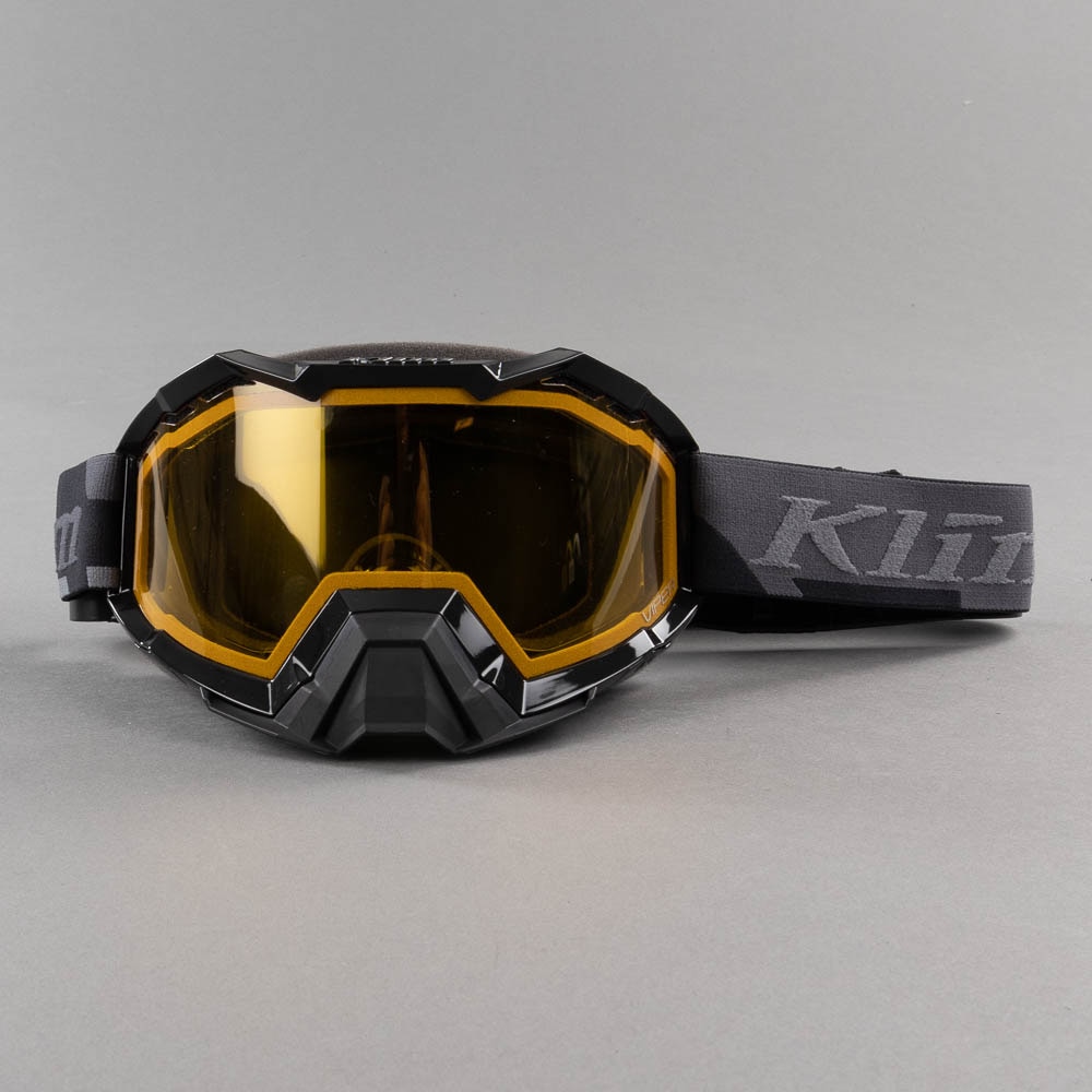 https://www.skoterdelen.com/pub_images/original/3902-000-000-019-Glasogon-Klim-Viper-Raid-Black-skoterdelen.jpg