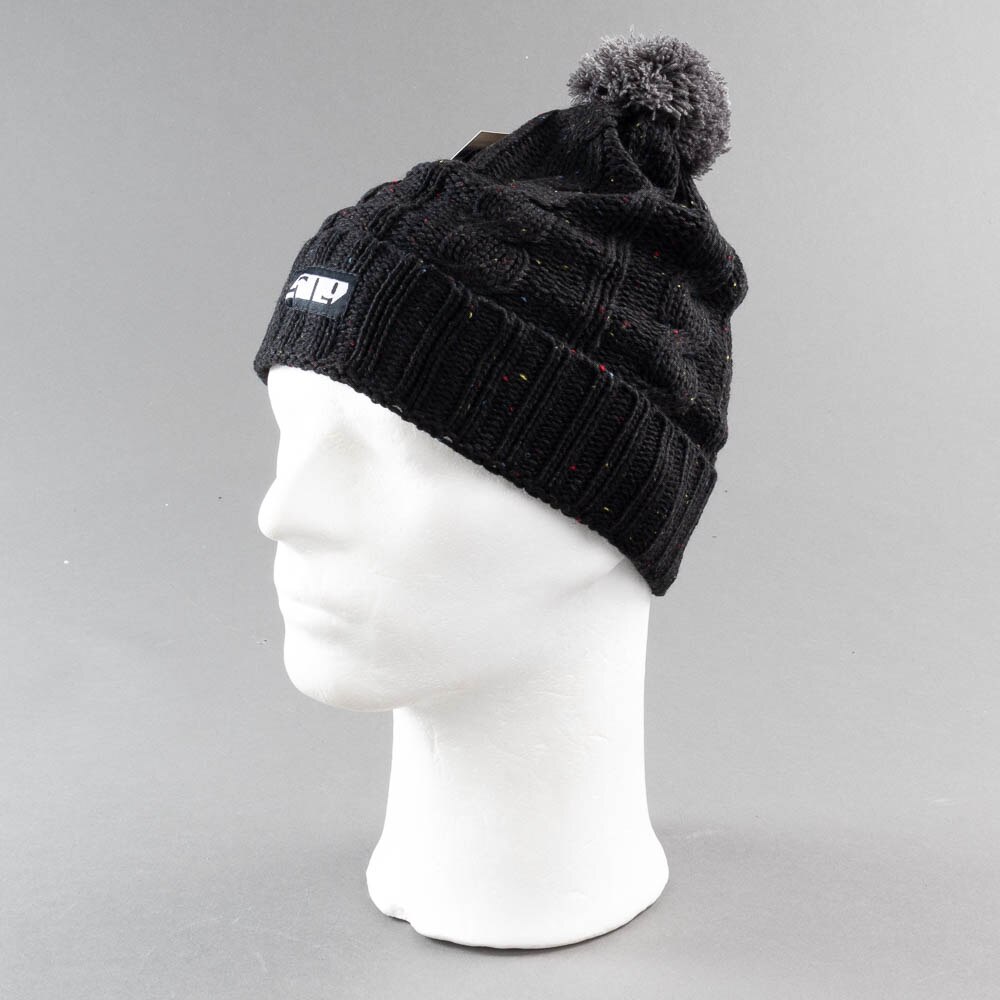 https://www.skoterdelen.com/pub_images/original/411-100978-Mossa-509-Fleck-Pom-Beanie-Black-Fleck-skoterdelen.jpg