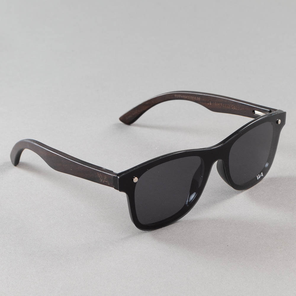 https://www.skoterdelen.com/pub_images/original/555-100007-solglasogon-sunglasses-weahl-woodie-black-skoterdelen-2.jpg