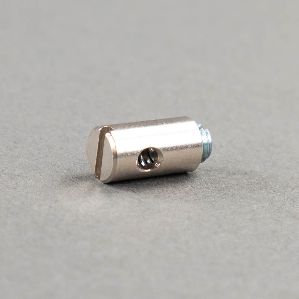 Skruvnippel för 1,8 mm wire
