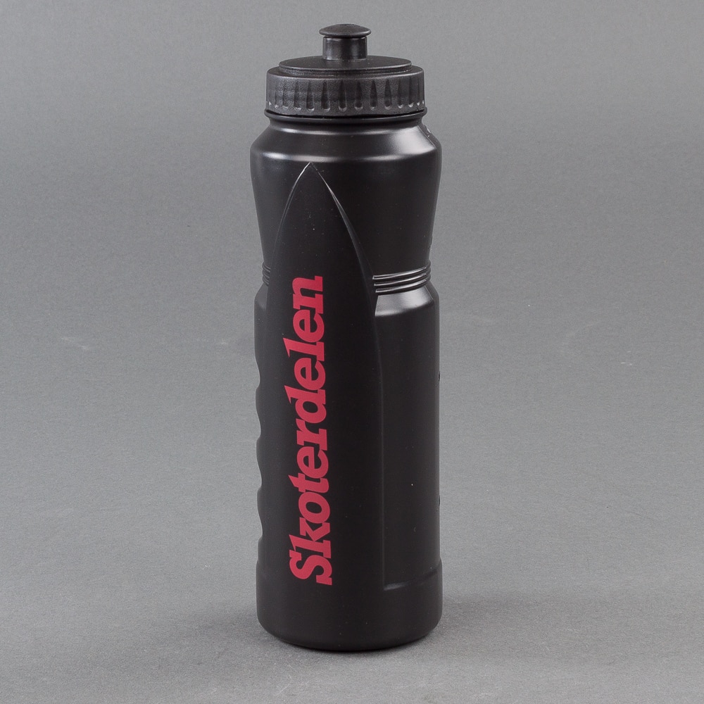 https://www.skoterdelen.com/pub_images/original/SD190505-30-vattenflaska-plast-billig-bpa-fri-1-liter-1000-ml-skoterdelen.jpg